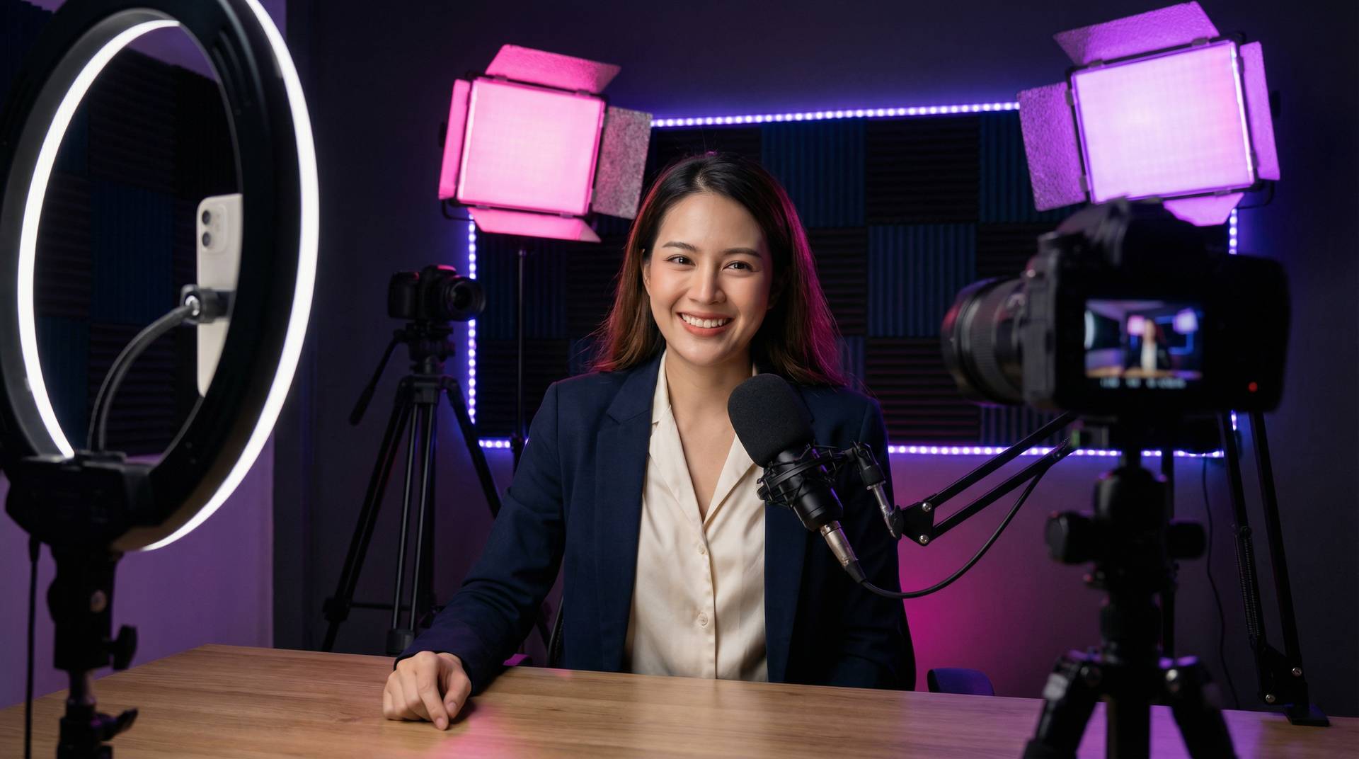 17.C-起草网登录在线-专业影视制作教程